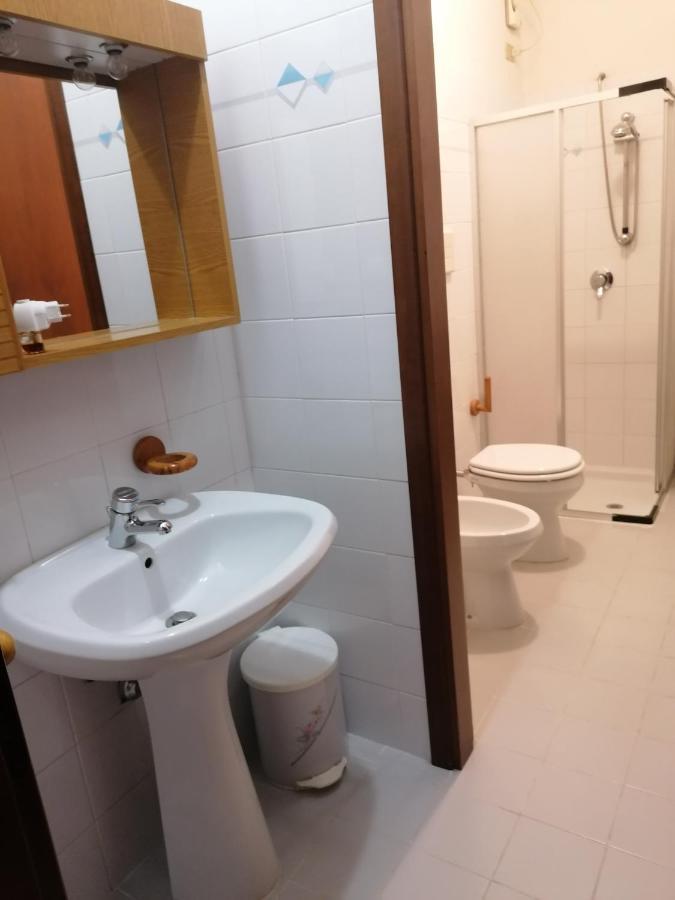 הוילה Zone Casa Vacanze 'La Piazza' מראה חיצוני תמונה