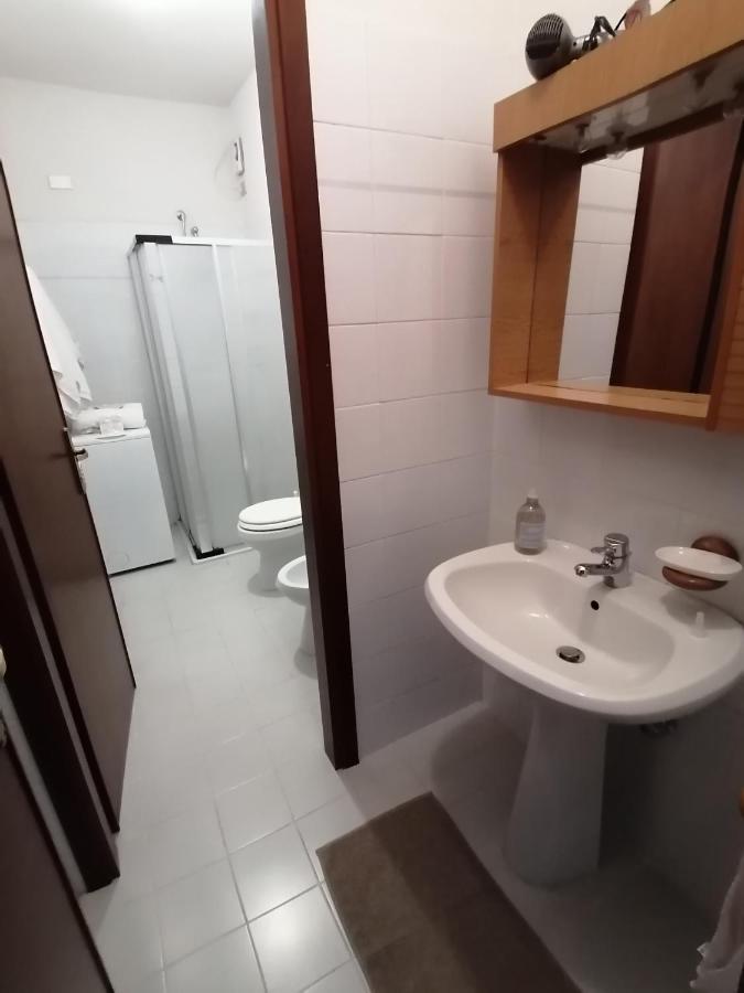 הוילה Zone Casa Vacanze 'La Piazza' מראה חיצוני תמונה