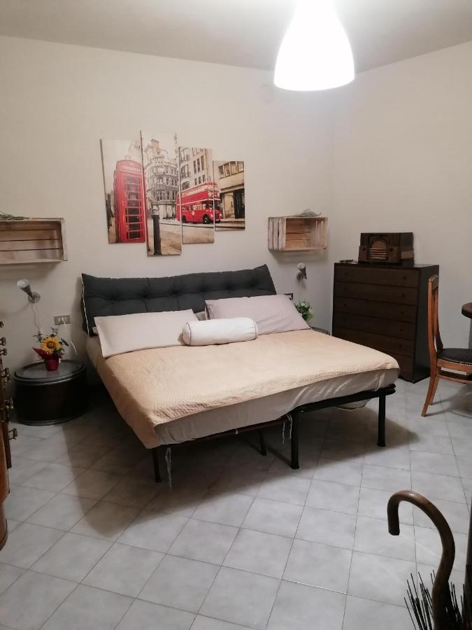הוילה Zone Casa Vacanze 'La Piazza' מראה חיצוני תמונה
